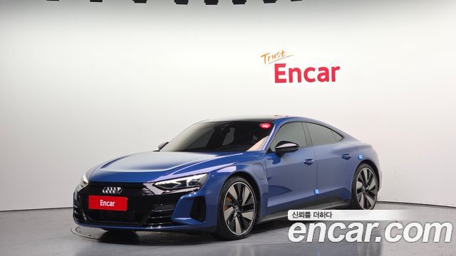 Audi e-tron 2022