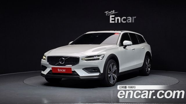 Volvo V60 2020