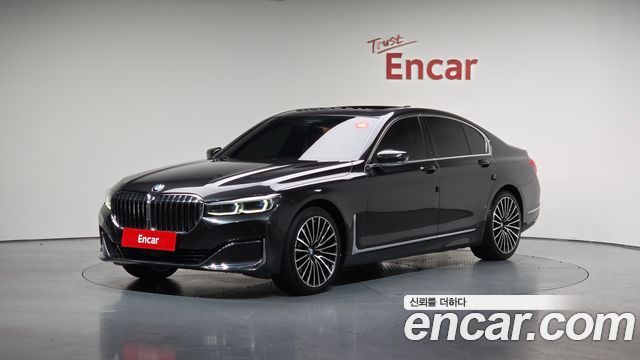 BMW 7 серии 2019