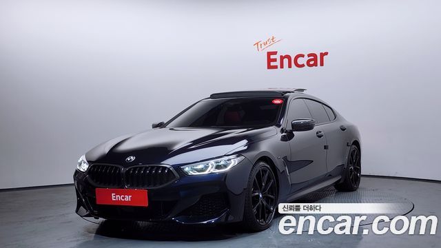 BMW 8 серии 2022