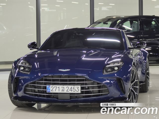 Aston Martin Vantage 4.0T V8 2025