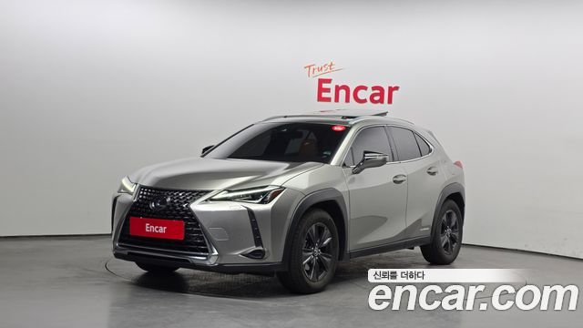 Lexus UX 2019
