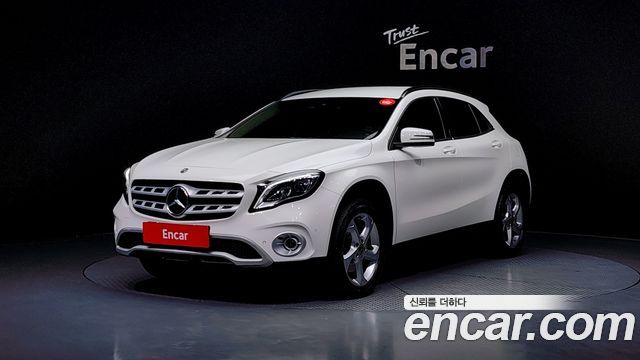 Mercedes-Benz GLA 2019