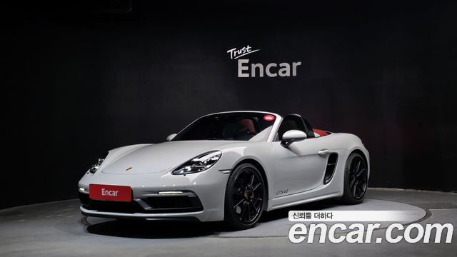 Porsche Cayman 2024