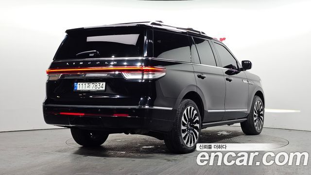Lincoln Navigator 2023