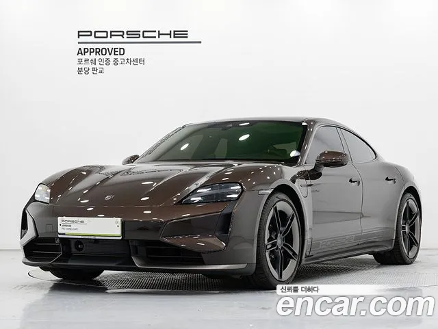 Porsche Taycan 2025