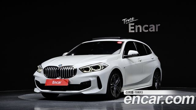 BMW 1 серии 2023