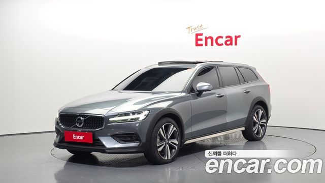 Volvo V60 2020