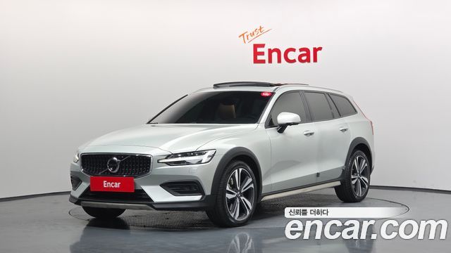 Volvo V60 2020