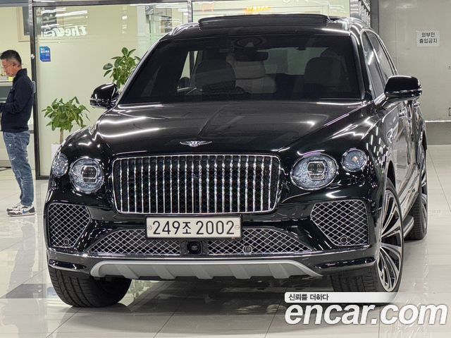 Bentley Bentayga 2024