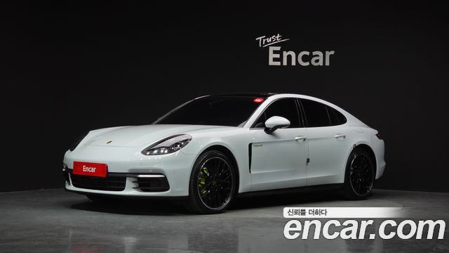 Porsche Panamera 2020