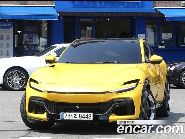 Ferrari Purosangue 2025