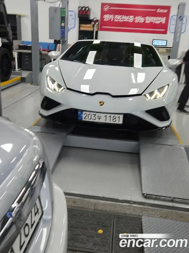 Lamborghini Huracan 2022
