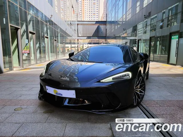 McLaren GT 2022