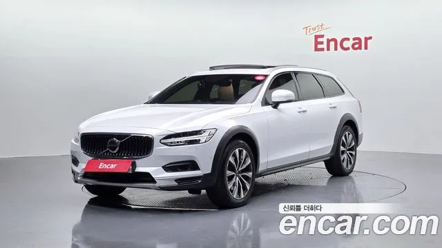 Volvo V90 Cross Country 2021