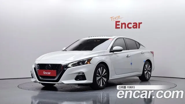 Nissan Altima 2019