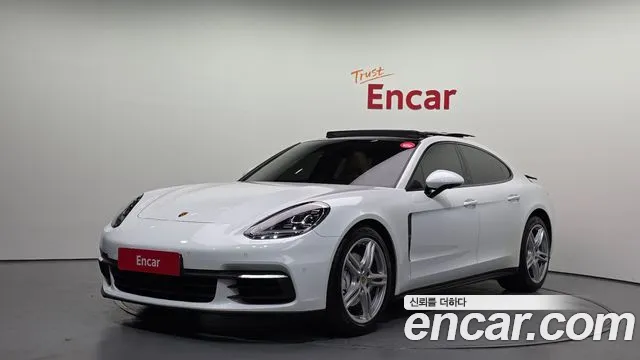 Porsche Panamera 2019