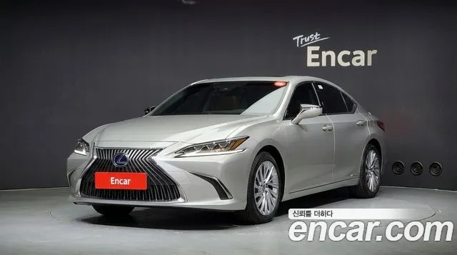 Lexus ES 300h 2019