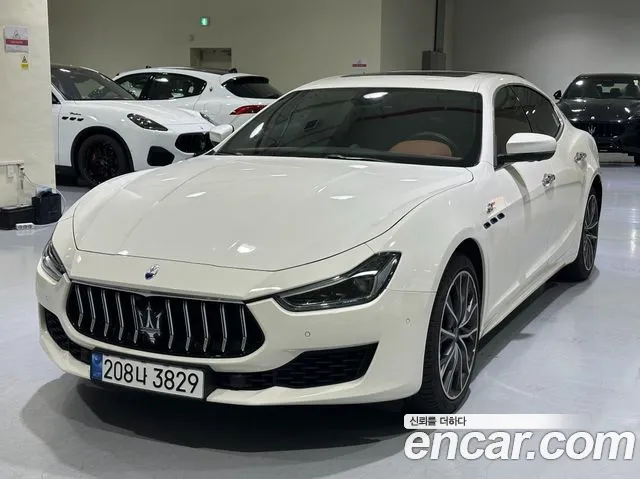 Maserati Ghibli 2023