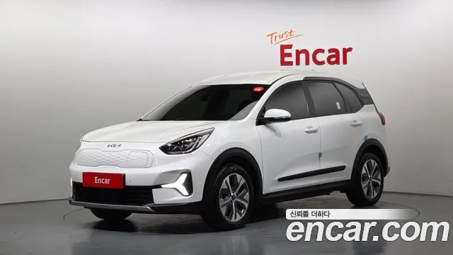Kia Niro Plus 2023
