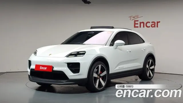 Porsche Macan EV 2025