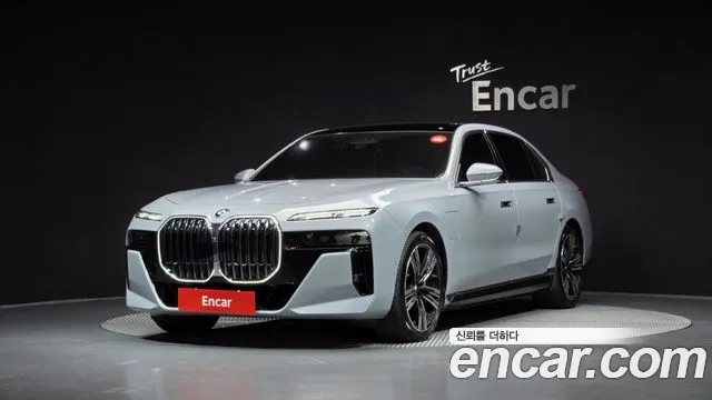 BMW 7 серии 2025
