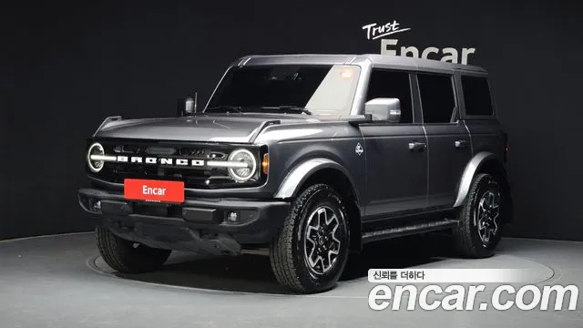 Ford Bronco 2022