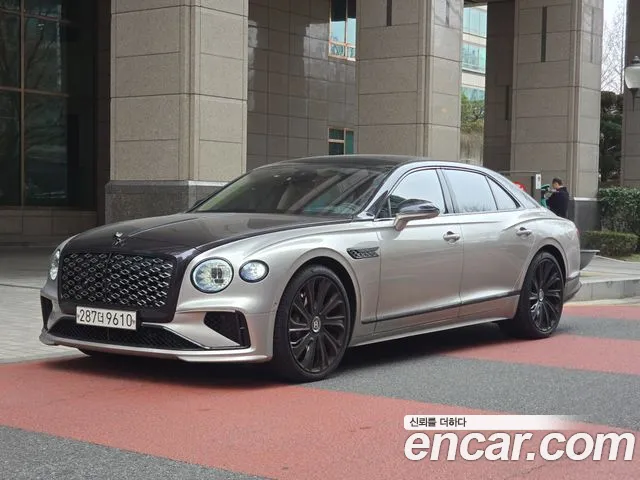 Bentley Flying Spur 2025