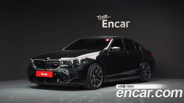 BMW M5 2025