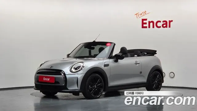 Mini Cooper Convertible 2024