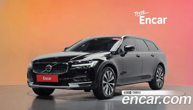 Volvo V90 Cross Country 2023