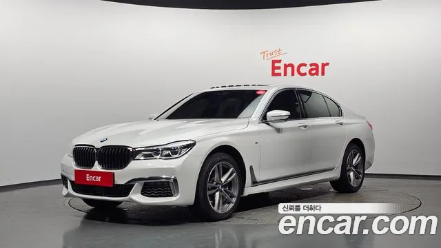 BMW 7 серии 2019