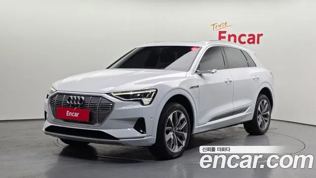 Audi e-tron 2022