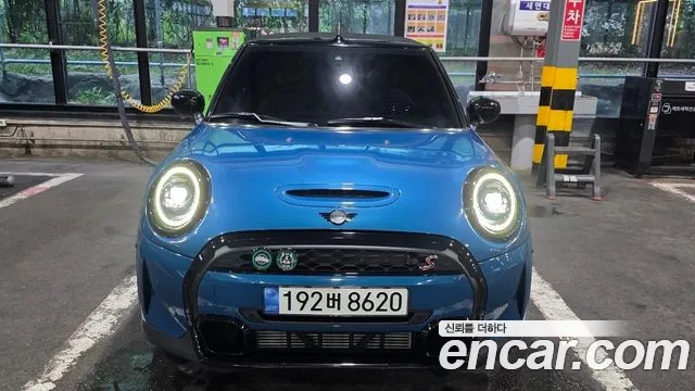 Mini Cooper Convertible 2022