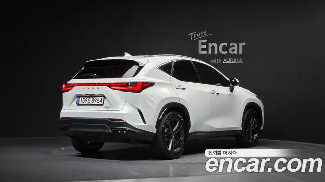 Lexus NX 350h 2024