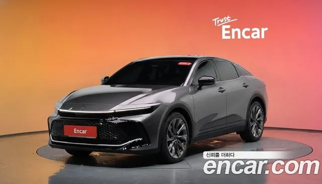 Toyota Crown Crossover 2025