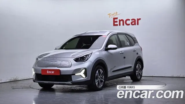 Kia Niro Plus 2022