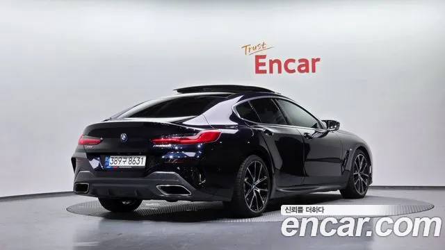 BMW 8 серии 2021