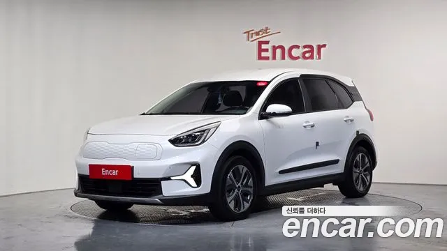 Kia Niro Plus 2022