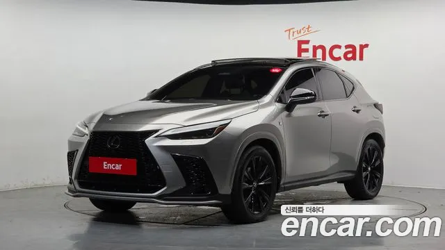 Lexus NX 450h+ 2024