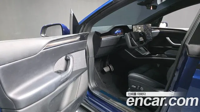 Tesla Model X 2023