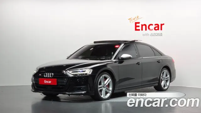 Audi S8 2021