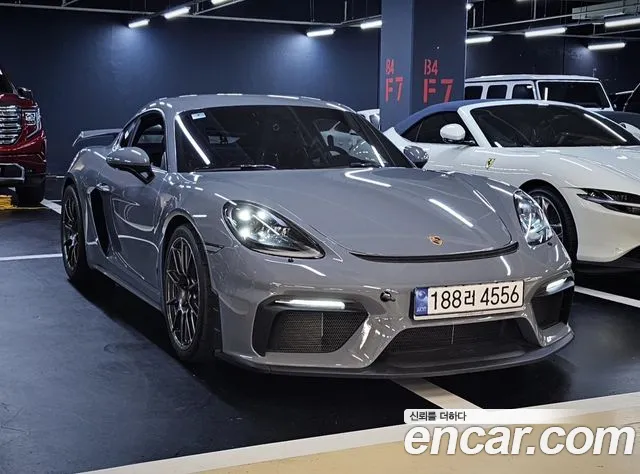Porsche 718 Cayman 2022