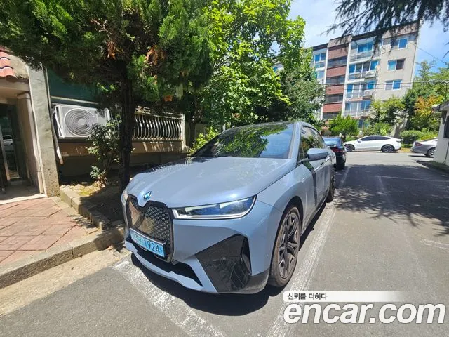 BMW iX 2024