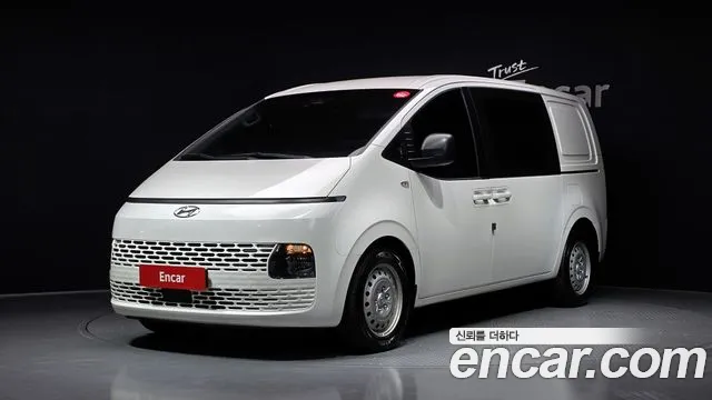 Hyundai Staria 2022
