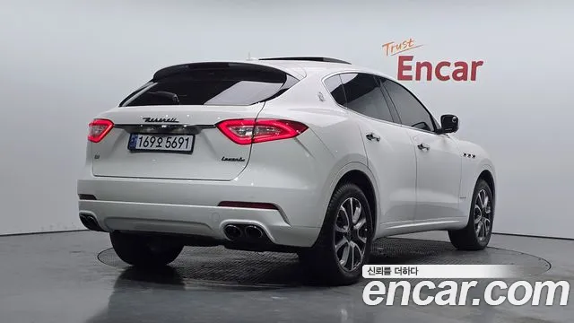 Maserati Levante 2020