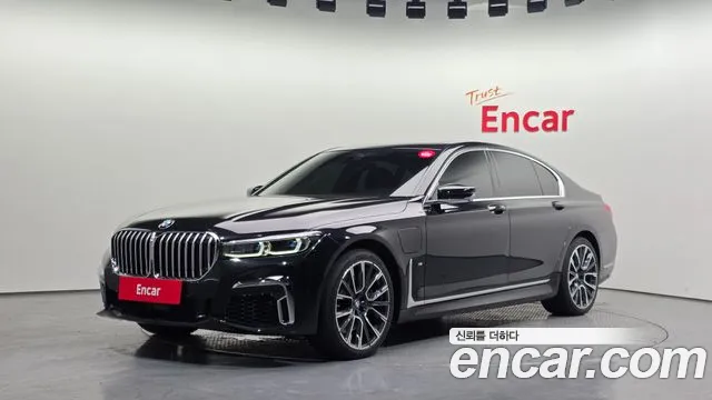 BMW 7 серии 2020