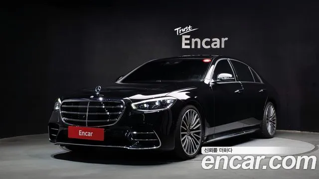 Mercedes-Benz S-Класс 2025