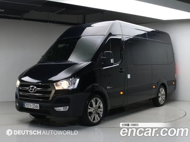 Hyundai Staria 2024