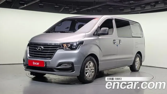 Hyundai Starex 2019